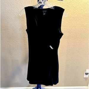 White House Black Market sleeveless Classy black Dress. Size XS